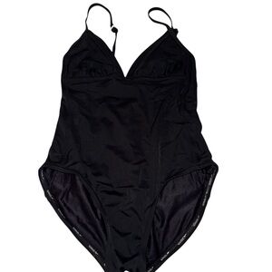 Speedo Black One-Piece Swimsuit Woman’s Medium